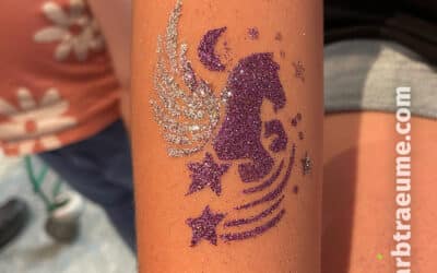 Glitzertattoos im goldenen September